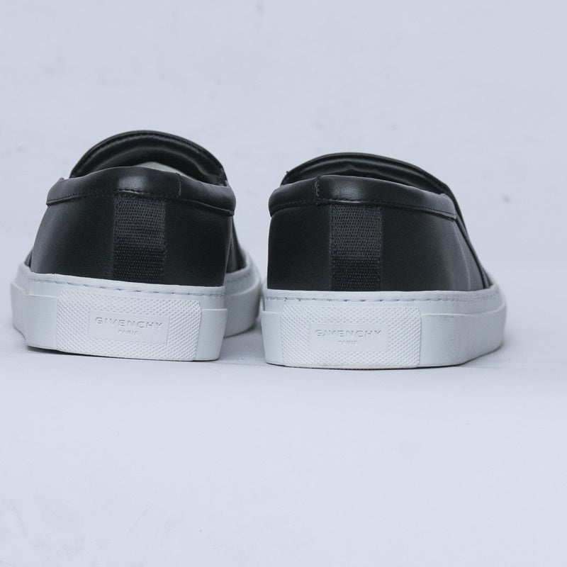 Givenchy Sneaker